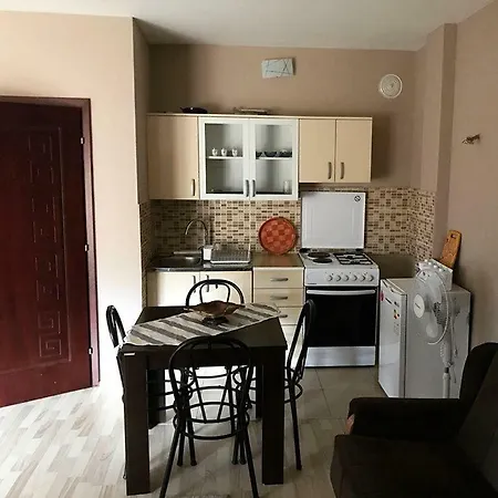 Rooms-dhoma-sobi * Struga